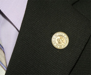 suit pin mockup