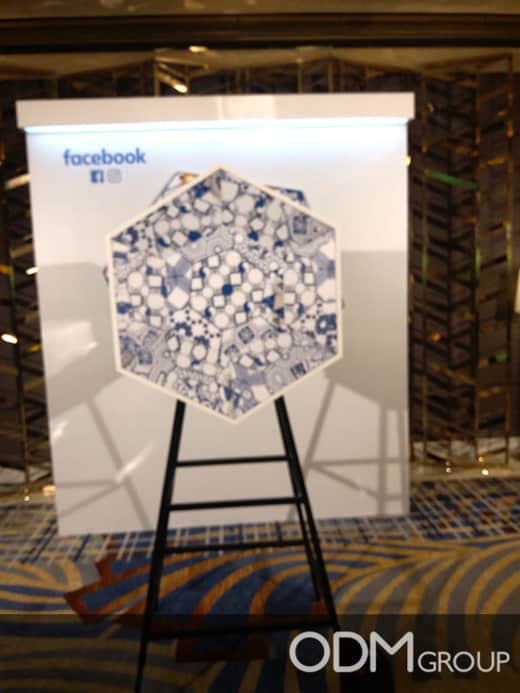 Kaleidoscope Display Promotes Social Media Sharing