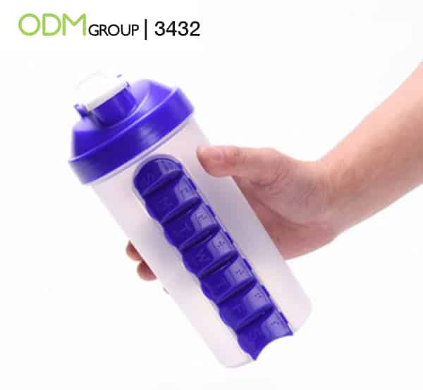 Shaker Bottle With Pill Organizer With Multi-compartment for